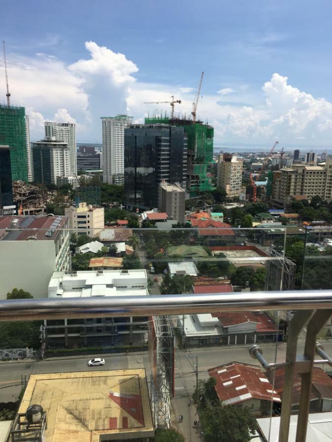Trillium Residences Condominium セブ市 エクステリア 写真
